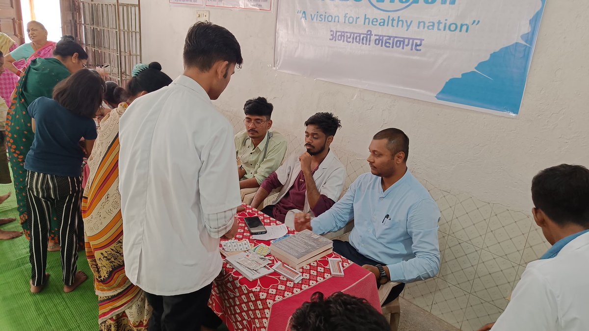 Glimpse of the one day #freemedicalcamp on the occasion of #WorldHealthDay2024  organised by team of #MeDeVision Amravati. 
A total of 120 patients suffering from various diseases and pathologies were benefitted by the team of 20 doctors. 

#MedTwitter #Doctors