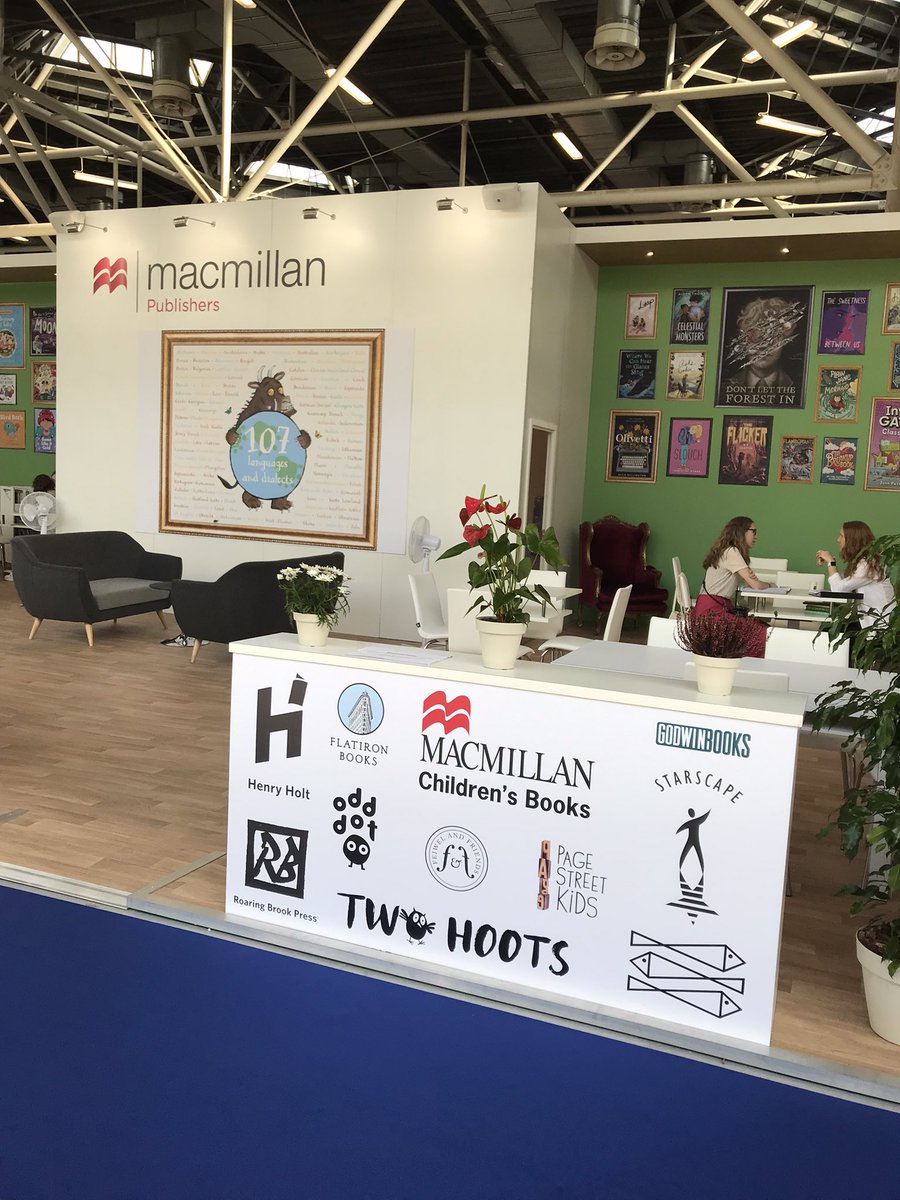 Two Hoots tweet media