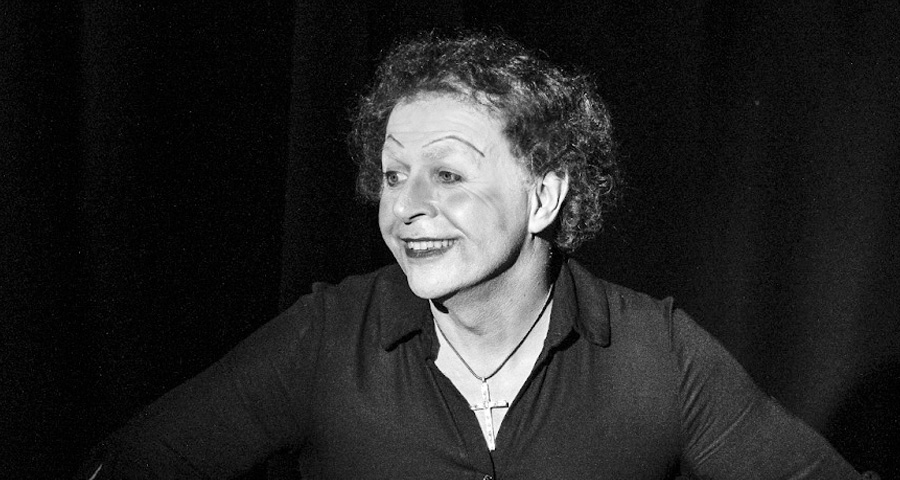 Thrilled to be be hosting the brilliant AN AUDIENCE WITH EDITH PIAF as part of Hastings Theatre Festival 2024 at The Stables Theatre - 26th April. BOOK NOW: stablestheatre.co.uk/an-audience-wi… @HastingsObs