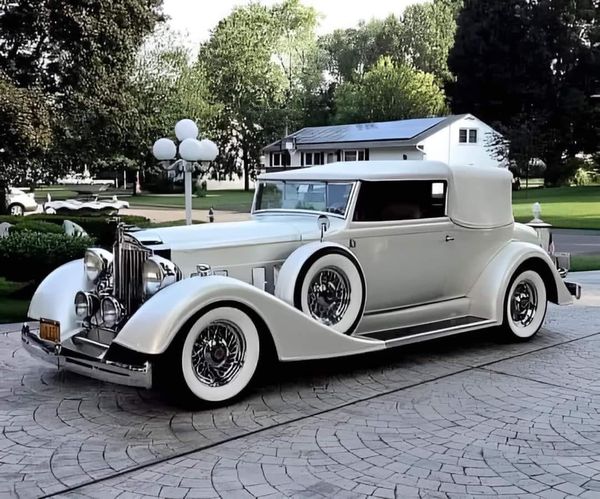 Like Love or Leave? 1934 Packard Victoria WoW