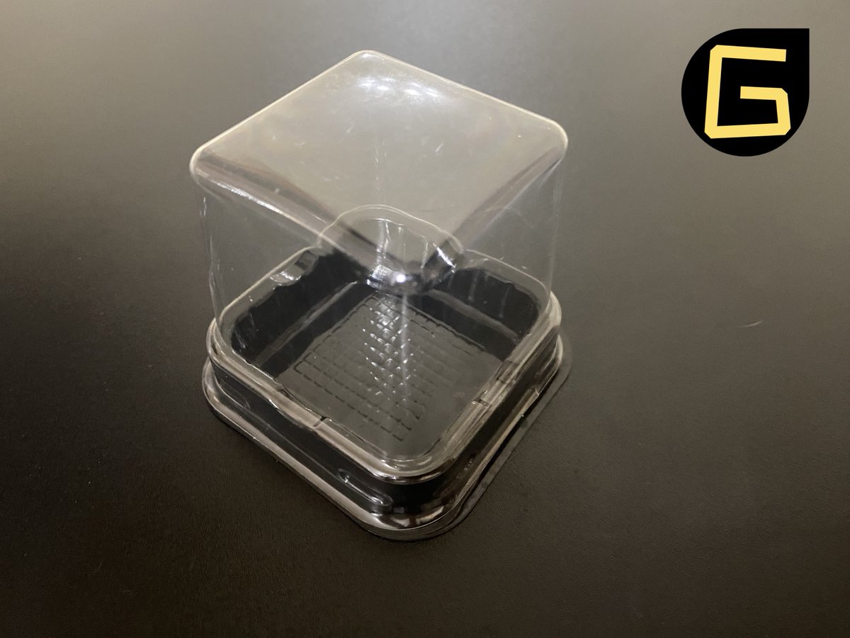 hopechan125's tweet image. Custom Two-Piece Clamshell packaging for bakery 🎂Our Clear PET Lid &amp;amp; Black PP Tray Combo is the perfect solution for showcasing and protecting your baked goods. Let us help you create packaging that delights both your customers and your bottom line. 
#CustomPlasticPackaging