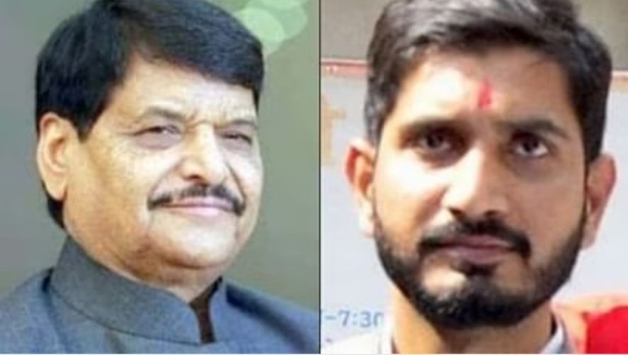 imnareshv's tweet image. बदायूं लोकसभा: आखिरकार #ShivpalSinghYadav ने घोषणा कर ही दी कि उनके बेटे #AdityaYadav ही बदायूं से लोकसभा चुनाव लड़ेंगे, यादव परिवार मे सिर्फ शिवपाल यादव के बेटे आदित्य ही रह गए थे जो सांसद नहीं बने,  बाकी तो सब जो राजनीति मे है धर्मेंद्र यादव,  अक्षय यादव,  तेज प्रताप यादव सभी…