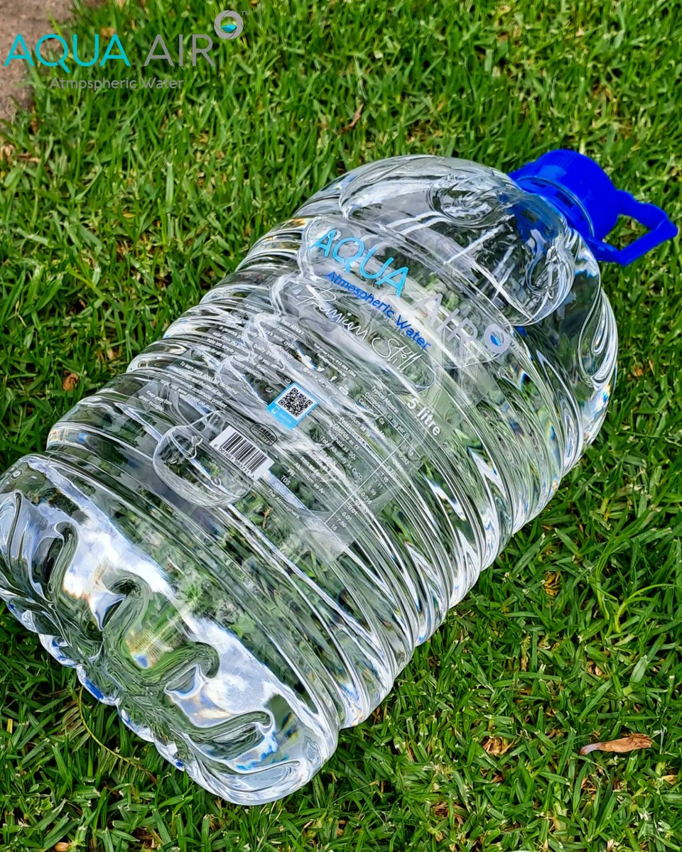 Aqua_Air_Africa's tweet photo. "Stay hydrated all day with our new 5L water bottle – quench your thirst, stay refreshed!"
.
.
.
#aquaair #aqua4all #allaquainternational #wearebtmp #alliancegroupinvestments #explorepage #atmosphericwater #quenchyourthirst #Tastetheair #tasteofinspiration https://t.co/cqctcqOYIx
