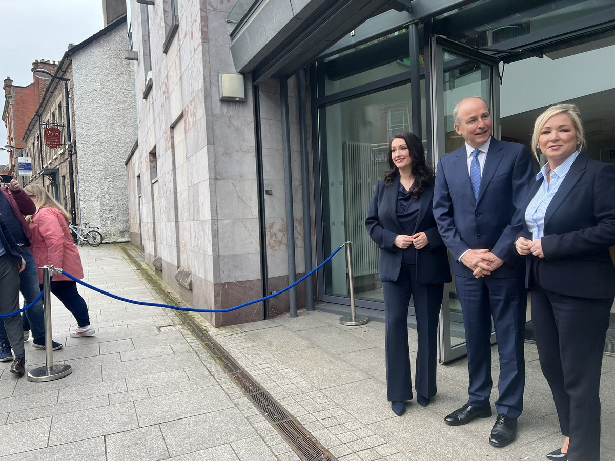 Tanaiste @MichealMartinTD greeted by First and Deputy First Ministers @moneillsf @little_pengelly