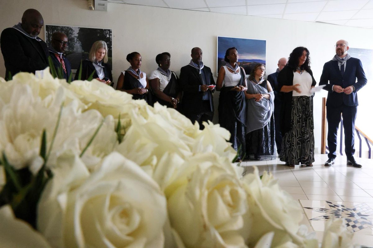 In silence we remember the 14 colleagues and family members of @EUinRW who lost their lives in the 1994 genocide against the Tutsi. #Kwibuka30