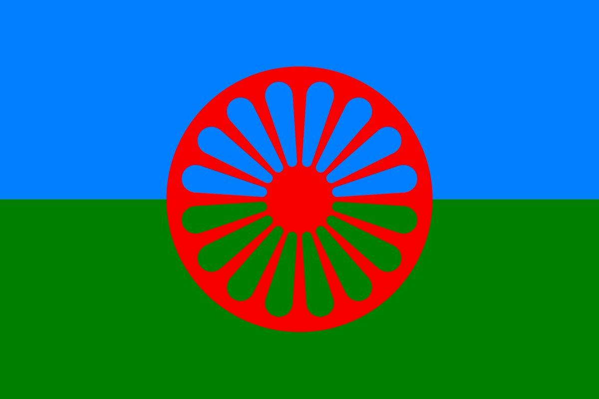 We marched at the weekend, but today is #InternationalRomaDay! We celebrate Romani culture, and Romani individuals; the Romani language; Romani traditions. I hope this day to bring more visibility to the Roma, our struggles, and our resistance. I hope for dialogue. Open Roma!