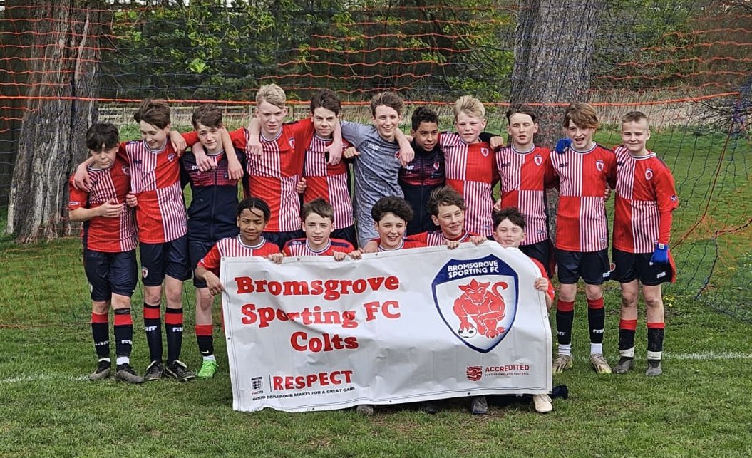 sportingcoltsfc's tweet photo. Our U13s JPL team are at it again. A vital win yesterday secured the JPL Midlands title with two games to go.  

A play-off with 3 other Midland league winners to gain promotion up to the National JPL awaits. Plus a semi final of the National JPL cup. 👏🏼👏🏼

@SportingFC 
@jpluk https://t.co/NlrlJ8XpV8