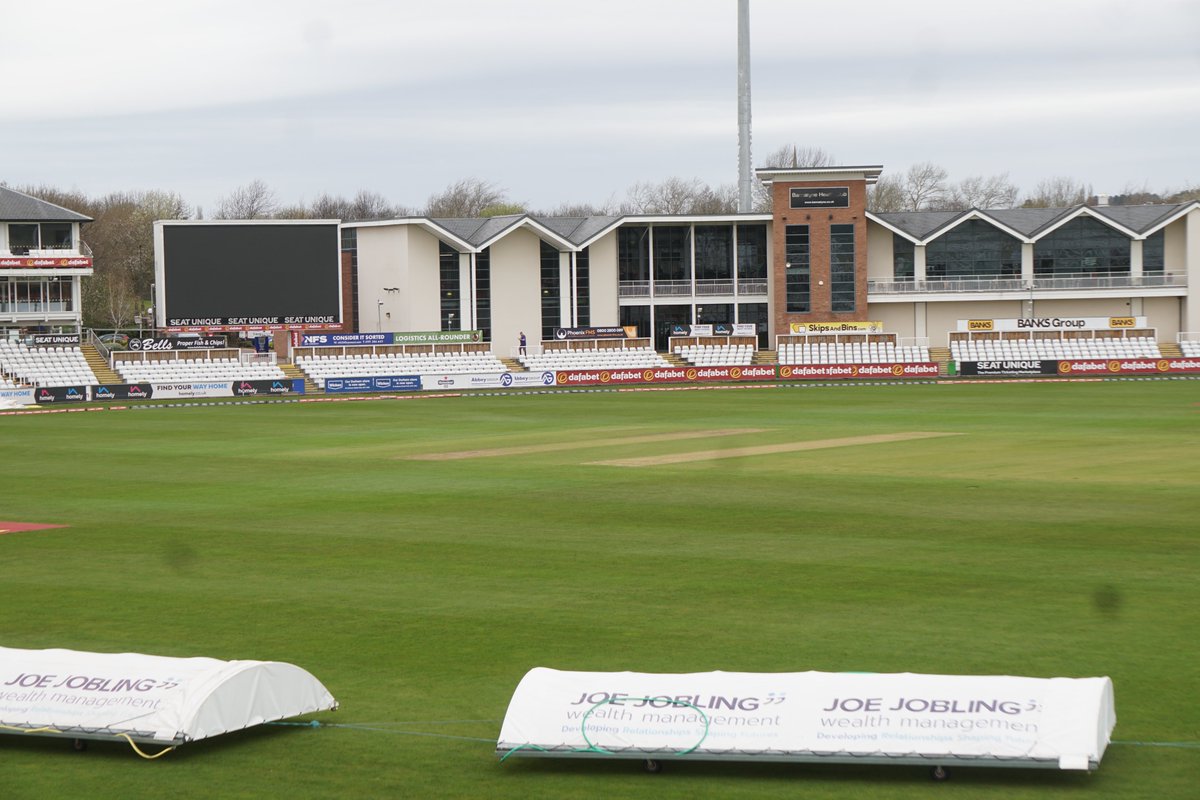 The covers are off & the umpires will inspect at 10am this morning. 🤞🙏 #ForTheNorth