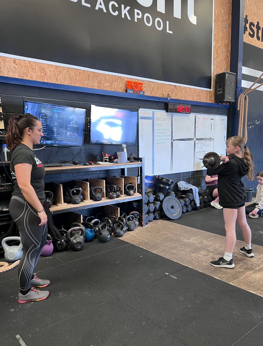 Over Easter break, our fab lecturer Sally & 2nd yr Hannah ran ‘Strong Girl Squad’ @crossfituk @britishweightlifting! The programme encourages & educates young girls on benefits of lifting weights. Showing that it is cool to be strong, fuel our bodies, recover & have fun! 🎉🏋🏼‍♀️💪