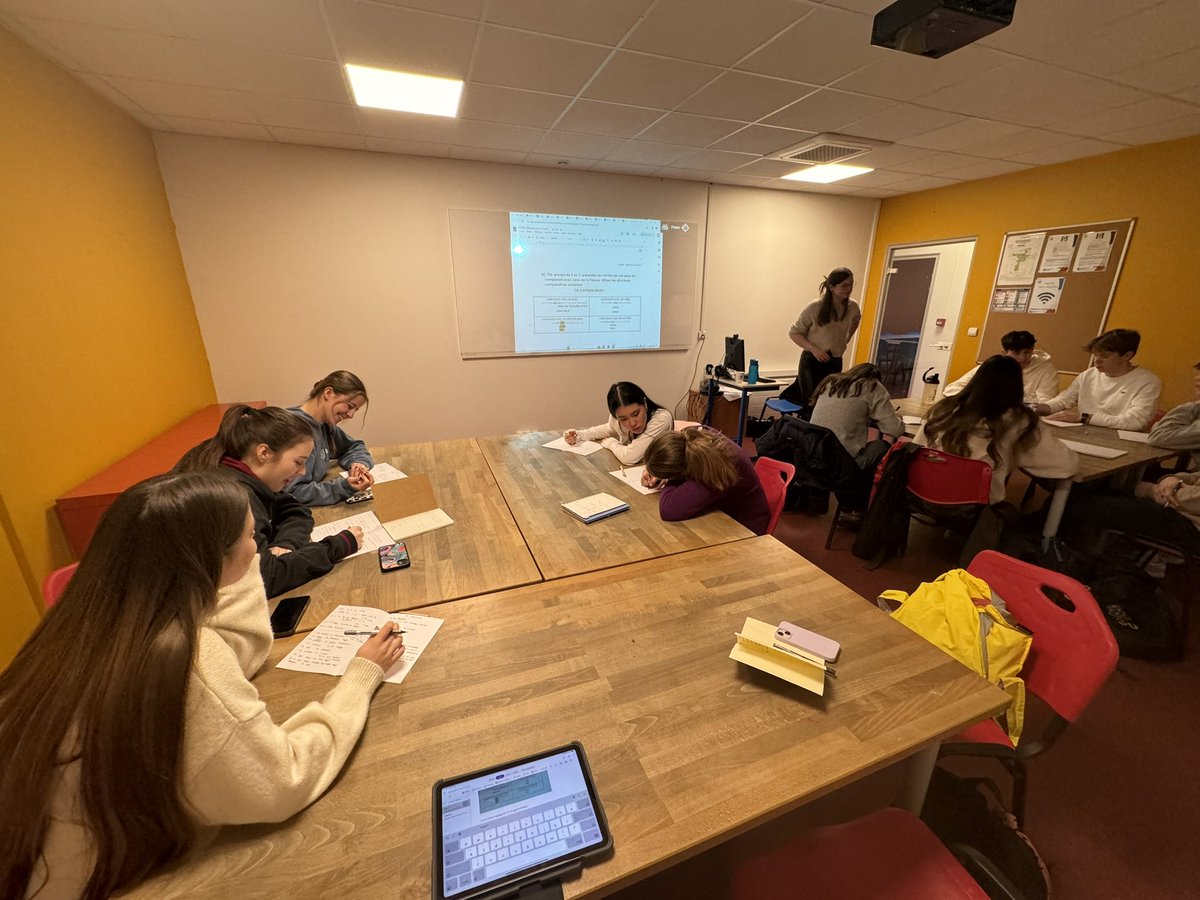 8/4
Les cours commencent! 
We’ll spend each morning in lessons with the excellent <a href="/Study_French/">French in Normandy</a> with cultural activities each afternoon. Evenings are en famille for an immersive experience in culture &amp; French language. 
Pupils are already working hard and speaking lots of 🇫🇷