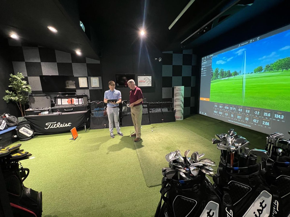 Only a couple more slots available for the Titleist Fitting Day at Torquay GC on Friday 19th April! If you are a lefty, or have a unique shaft/spec you would like to try, this would be a great opportunity for you! Email me on james@torquaygolfacademy.co.uk to reserve a slot.