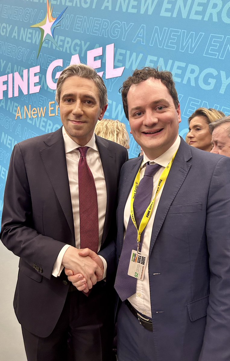 Nice opportunity to catch up with friends and colleagues at the Fine Gael Ard Fheis in Galway on Saturday. I used this opportunity to push local issues and meet with Ministers on projects that are important to the Enniscorthy District. @FineGael @FGWexford