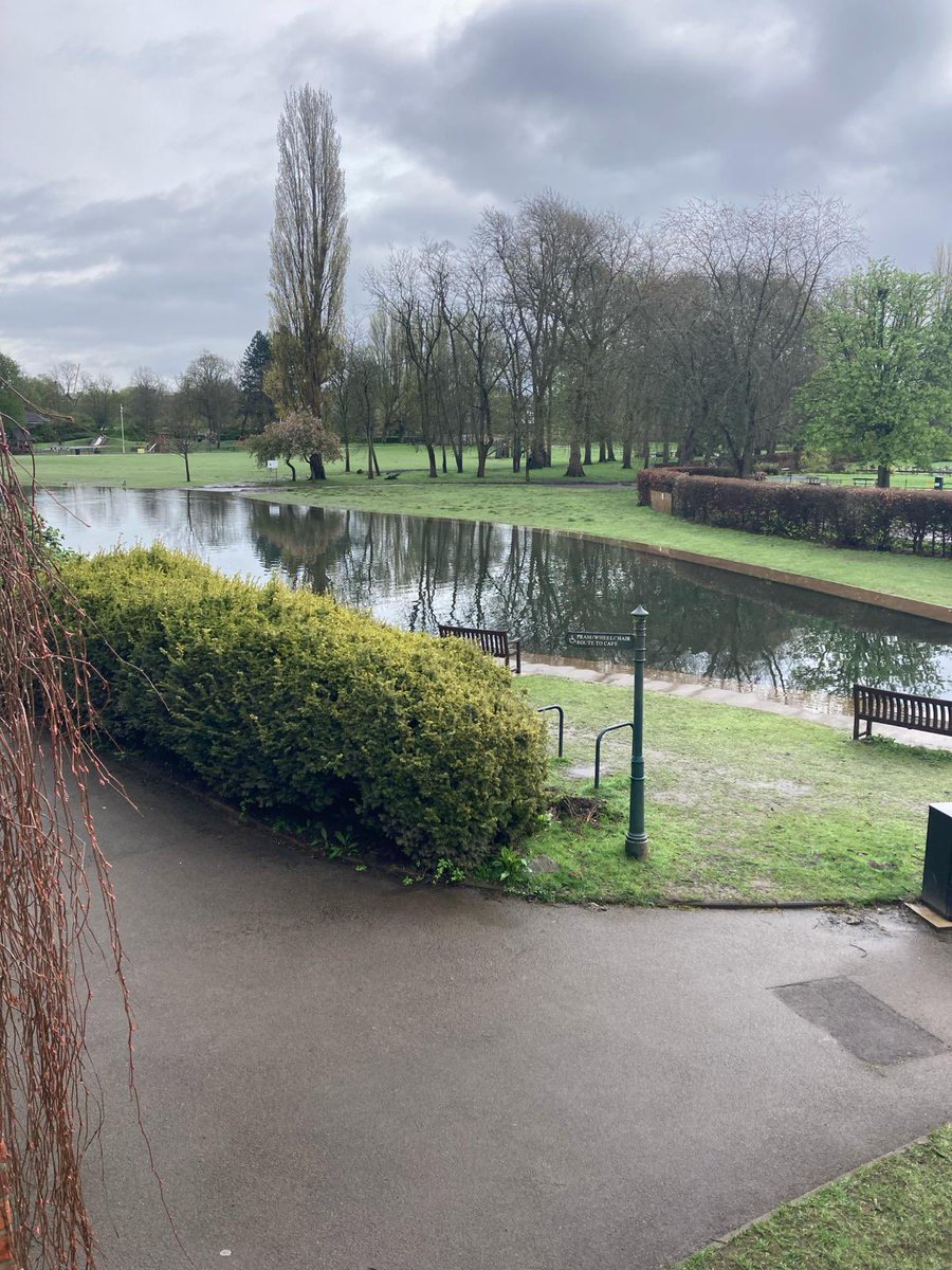 Monday 8th April - Rowntree Park closed. Not had council update but are assuming it’s because water is backing up into the paths. This is usually a combo on inbuilt flood/drainage system not working as effectively as it should, plus lots of ground water running into the lakes.