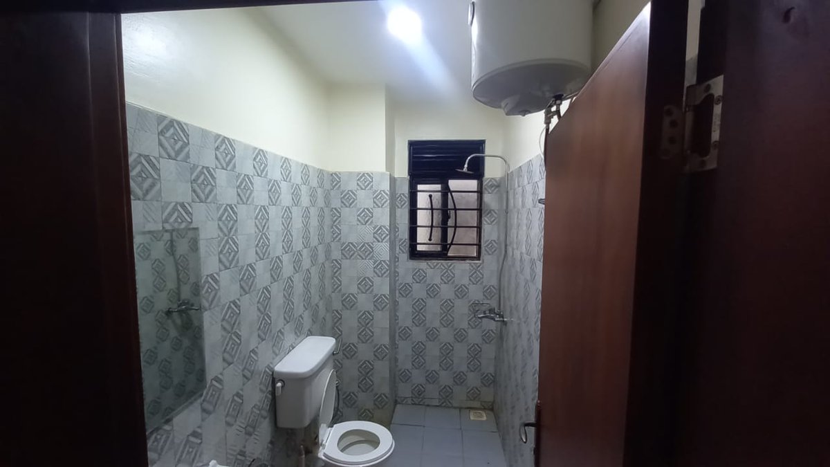 Habinezaservice's tweet photo. House for Rent!! This exquisite property locate in Kira Kitukutwe Features a spacious living room and bedroom, complete with a bathroom and kitchen at only 460K.
Call / WhatsApp; 0703081044 / 0757 862320

#ForRent #Kira #AffordableLiving #HomeSweetHome https://t.co/e32axPPhFF
