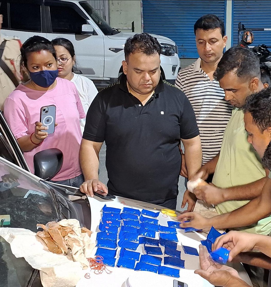 Based on reliable inputs of an inter-state drug deal, @STFAssam carried out an operation in the wee hours and intercepted a vehicle in Rangia. Upon thorough search, 10,000 YABA tablets were recovered and 3 people have been apprehended. Well done @assampolice!…