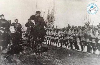 Doğu Türkistan Türklüğünün Çin ve Rus emperyalizmine karşı yaktığı bağımsızlık meşalesi Doğu Türkistan Millî Ordusu 79 yaşında. Ordu’nun 79.yıldönümünde özgürlük için şehit düşen ve gazi olan bütün Doğu Türkistanlı askerleri rahmet ve minnetle anıyoruz. #DoğuTürkistanMilliOrdusu