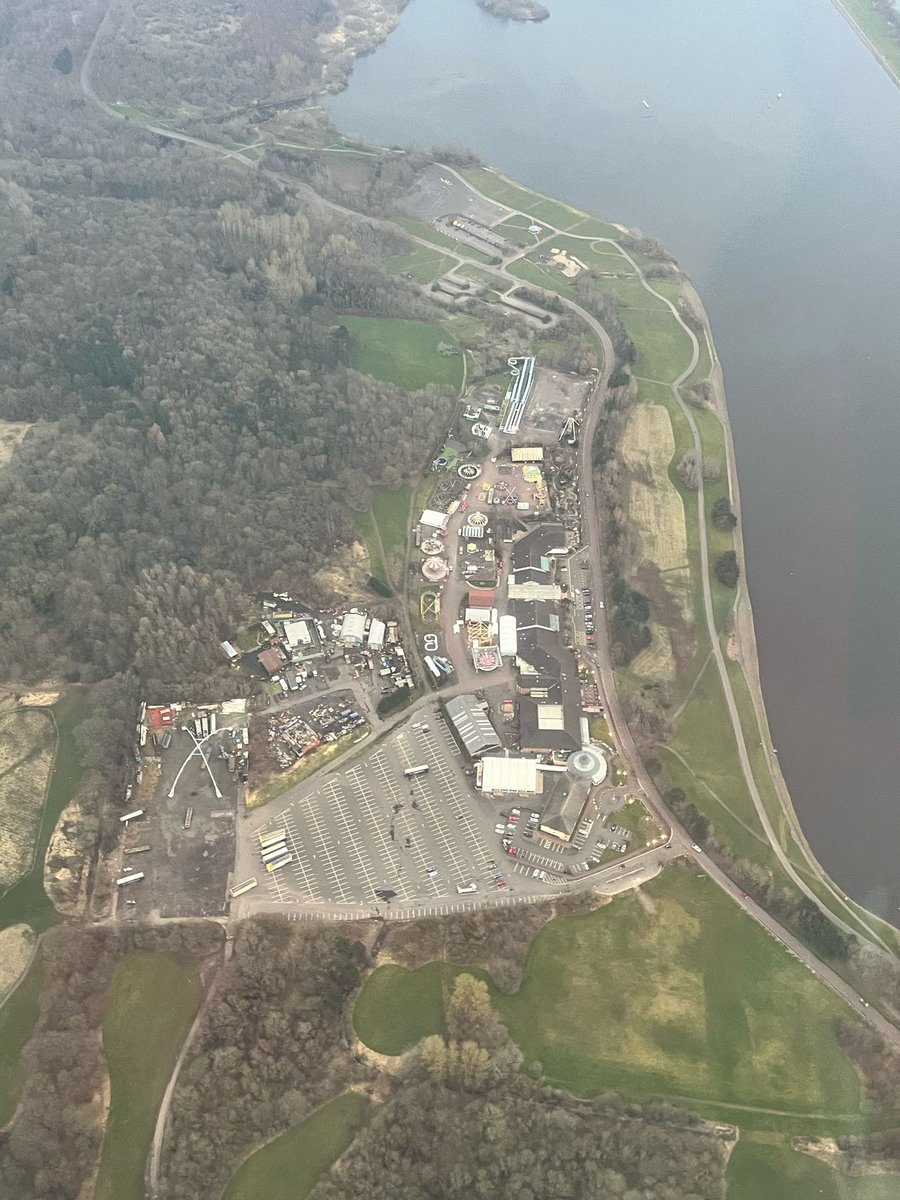 Do you know what we're looking at in today's #ViewFromTheCrew photo?

#Scotland #AirAmbulance #Helicopter #Photography