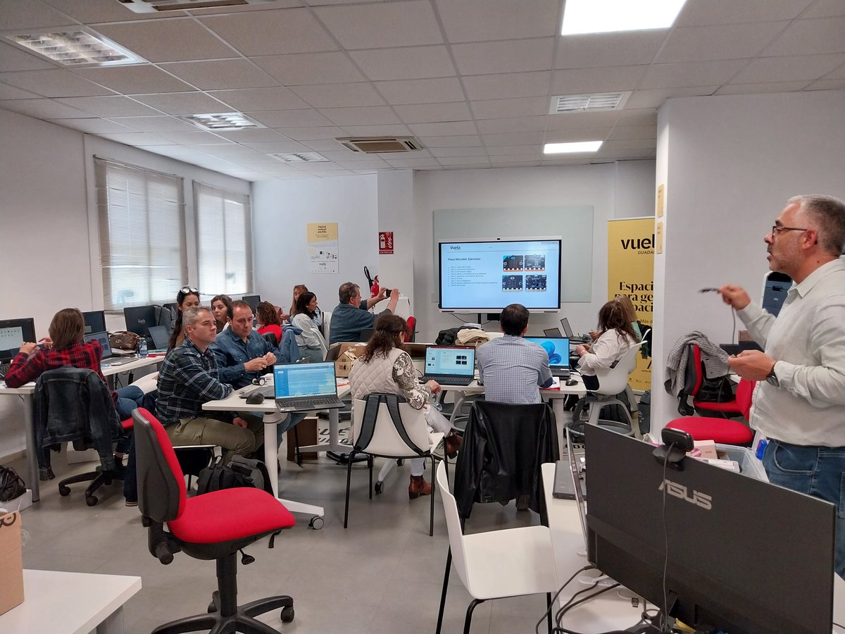 Formación Robótica AILs Puntos Vuela fase 3 y 4 impartida por AIL de Frailes