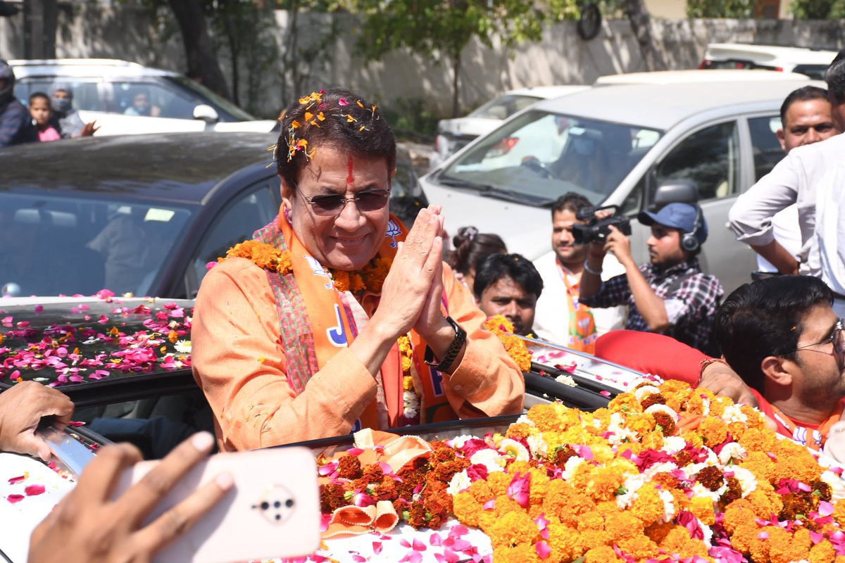 arungovil12's tweet image. मेरठ-हापुड़ के असौड़ा गाँव में जनसंपर्क अभियान। सभी के उत्साह से साफ़ है कि हम मेरठ को भारी जीत की ओर ले जा रहे हैं। 🙏

#Meerut #BJP