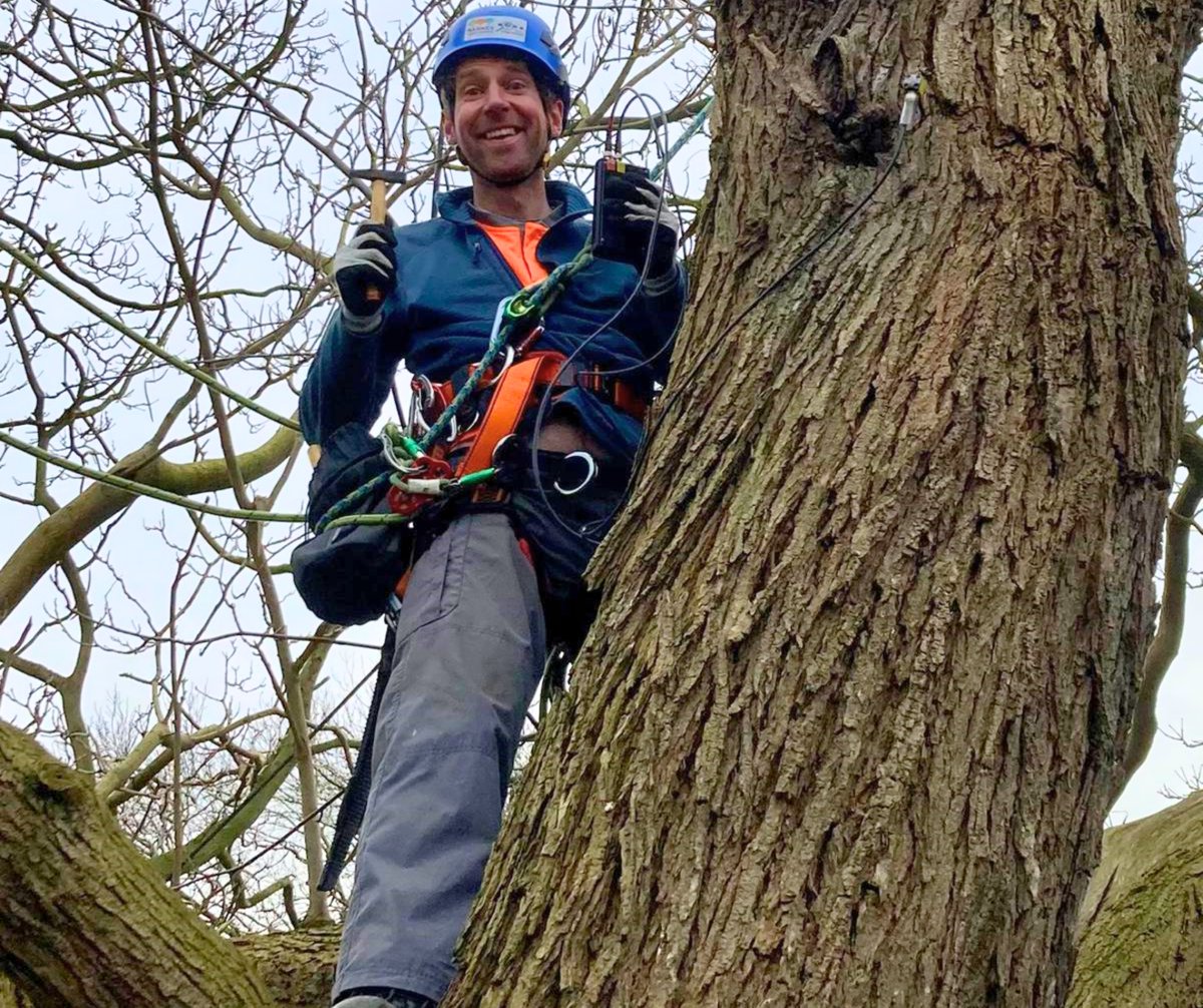 Did you know we offer tree-climbing assessments?

Never too high for us to inspect - plus it makes for a cracking photo 😉

Contact Us: 
📞01423 322 371 
✉️info@barnesassociates.co.uk

#treeclimbingassesment #BarnesAssociates