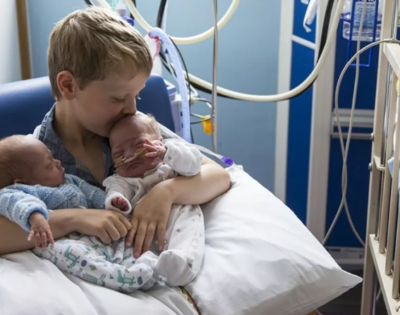 This Wednesday is National Sibling's Day. We know how challenging it can be to have to split your time between caring for a baby on the unit and looking after children at home. We are here if you ever want to let us know how you are feeling. hello@bliss.org.uk