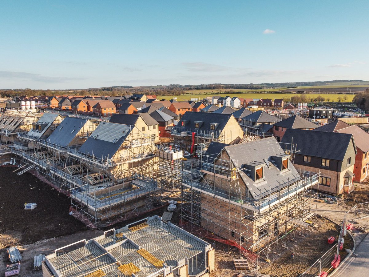 The New Homes Quality Code Review kicked off this week and as the first official review of the Code since it was launched in 2022, you have the opportunity to feed in. Here's how. buff.ly/3xv9LiZ #newhomes #newbuild #qualitycode #newhomesqualitycode