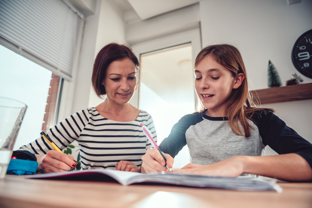 📝 Help your child cope with exam stress. Tests and exams can be a challenging part of school life for children and young people and their parents or carers. ℹ️ The NHS website offers great tips for ways to ease the stress: tinyurl.com/2p932y98