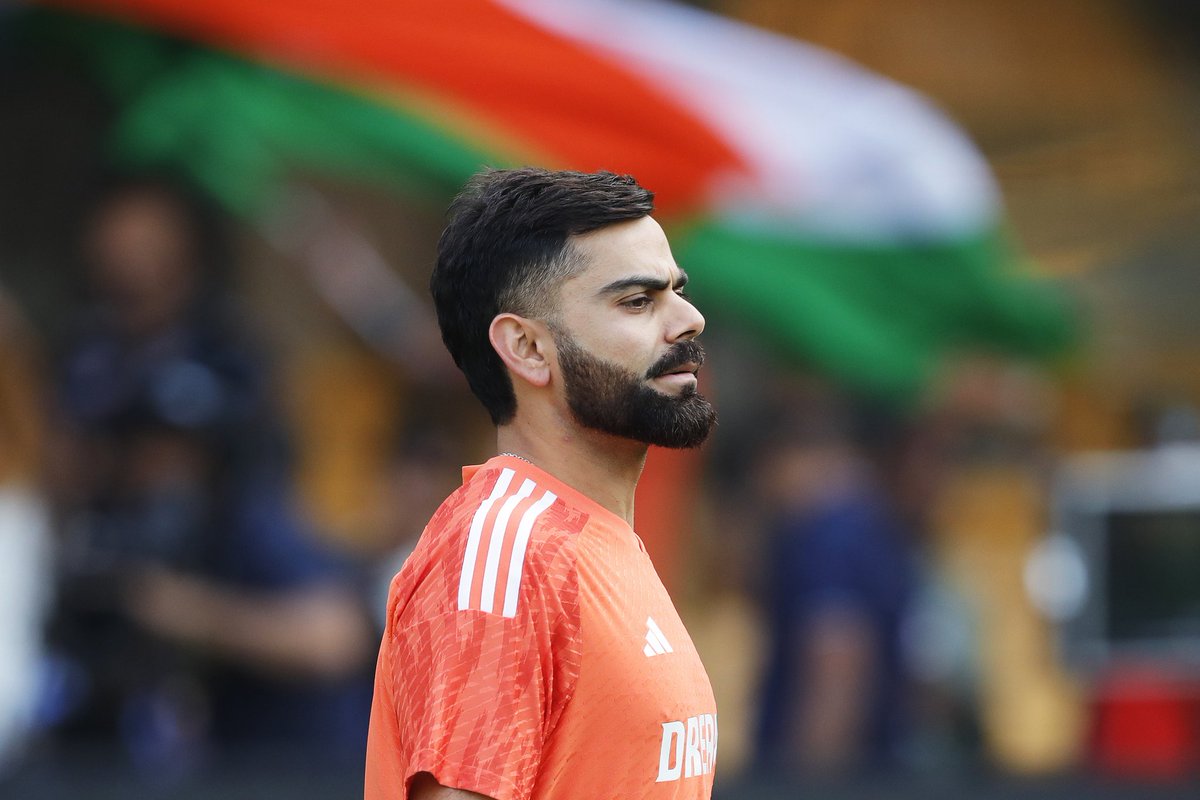 Justin Langer said 'Virat Kohli is the Best player I have ever seen in my life, I love Viv Richards, Border, Tendulkar, Lara, Crowe but Kohli's energy & passion is just extraordinary, he is so fit & his energy running between the wickets is amazing'. [LSG]
