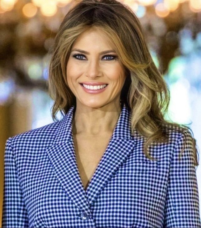 Who wants to see this lovely lady back as FLOTUS?
🥰