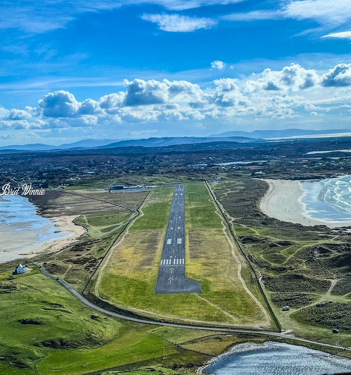 Start planning your Donegal getaway today with @FlyLoganair !  Mark your calendars! Loganair's summer schedule kicks off on May 19th, offering convenient flights from Glasgow to Donegal. Don't miss out on exploring the stunning landscapes and rich culture of Donegal PC B Sweeney