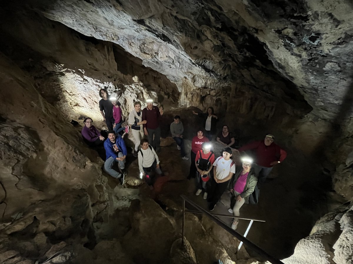 🫶El pasado sábado disfrutamos de una mañana maravillosa visitando la cueva de Es Culleram de la mano de las técnicas @MAEFmuseu , visita que estaba prevista para el 9 de marzo pero que se aplazó por condiciones meteorológicas adversas. #viveelmaef #ViveTuMuseo