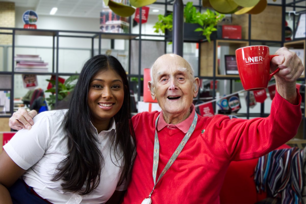 LNER's tweet image. We're very sorry to hear that Harry Wilson has died aged 100 years and 11 months. Our thoughts are with Harry's family at this time.

It was a privilege to have Harry share his experience as a Driver with us recently ➡️ youtu.be/t8vHnrUQ7wc

#RailwayFamily