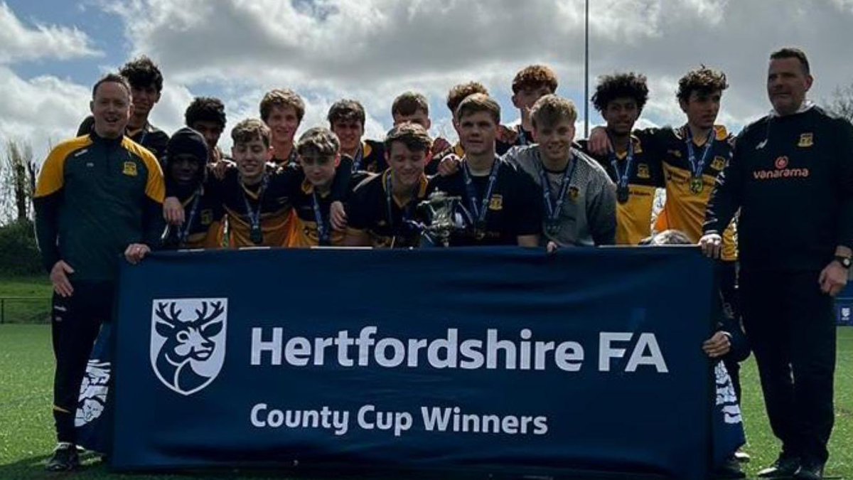 cheshuntfcscore's tweet photo. The club would like to give a massive shout out to our Under 18’s side! They are back to back County Cup Winners🦁 

#CheshuntFCYouth https://t.co/dRrG4F5jsA