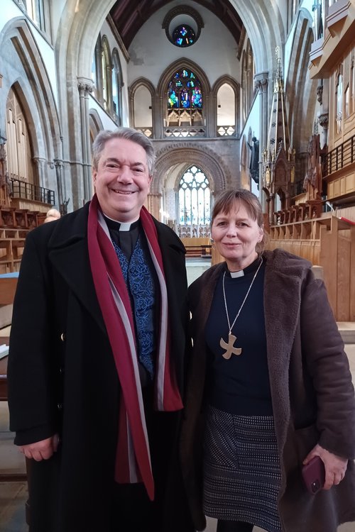 Llandaff Cathedral ๐ด๓ ง๓ ข๓ ท๓ ฌ๓ ณ๓ ฟ (@llandaffcath) on Twitter photo Bishop Mary has announced that she has appointed the Rev'd Canon Jason Bray as the next Dean of Llandaff.
<a href="/revjasonbray/">Jason Bray</a> is currently the vicar of St Giles, Wrexham and we look forward to welcoming him in July.
Read Bishop Mary's statement here โก๏ธ bit.ly/3PPvXuL Bishop Mary has announced that she has appointed the Rev'd Canon Jason Bray as the next Dean of Llandaff.
<a href="/revjasonbray/">Jason Bray</a> is currently the vicar of St Giles, Wrexham and we look forward to welcoming him in July.
Read Bishop Mary's statement here โก๏ธ bit.ly/3PPvXuL