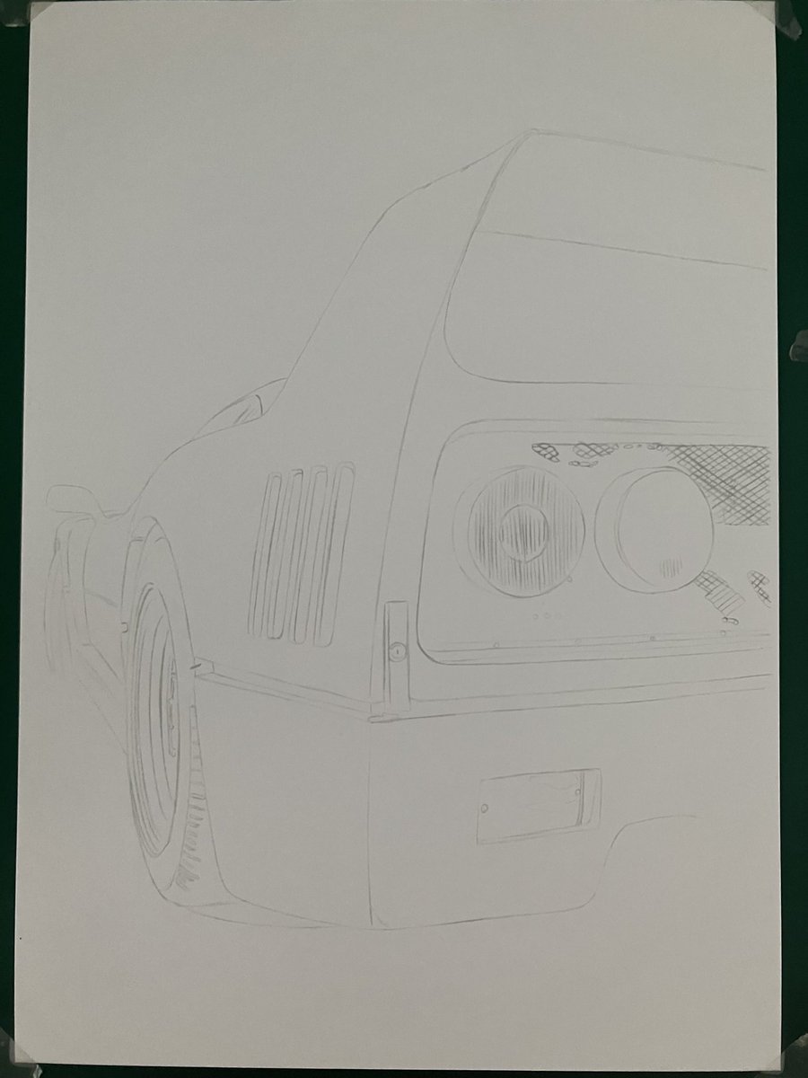 Might be doodling a Ferrari F40 off of a photo what I did took at a Bicester Scramble, last year. 

#Ferrari #F40 #mondaydoodle #art #artist #rslstudio #ngautoart #MindfulMonday