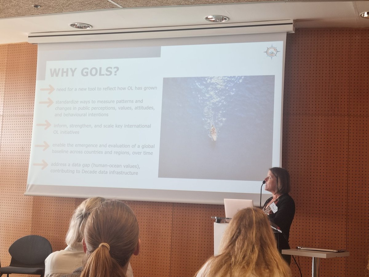 Super exciting to see the Global Ocean Literacy Survey being introduced by Jen McRuer from @CANoceanlitCO at this @UNOceanDecade Satellite event on Strategic Communication with @CommsINC #TeamMarSocSci #MarSocSci