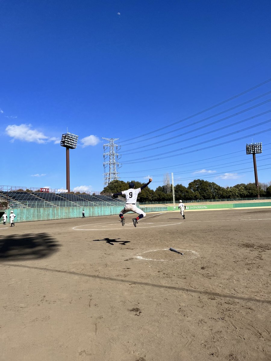 bando_ryota's tweet photo. ドラマ366日、1話見てねー！
@366days_fujitv 
#ドラマ366日 https://t.co/Ah0Y8wOfDA