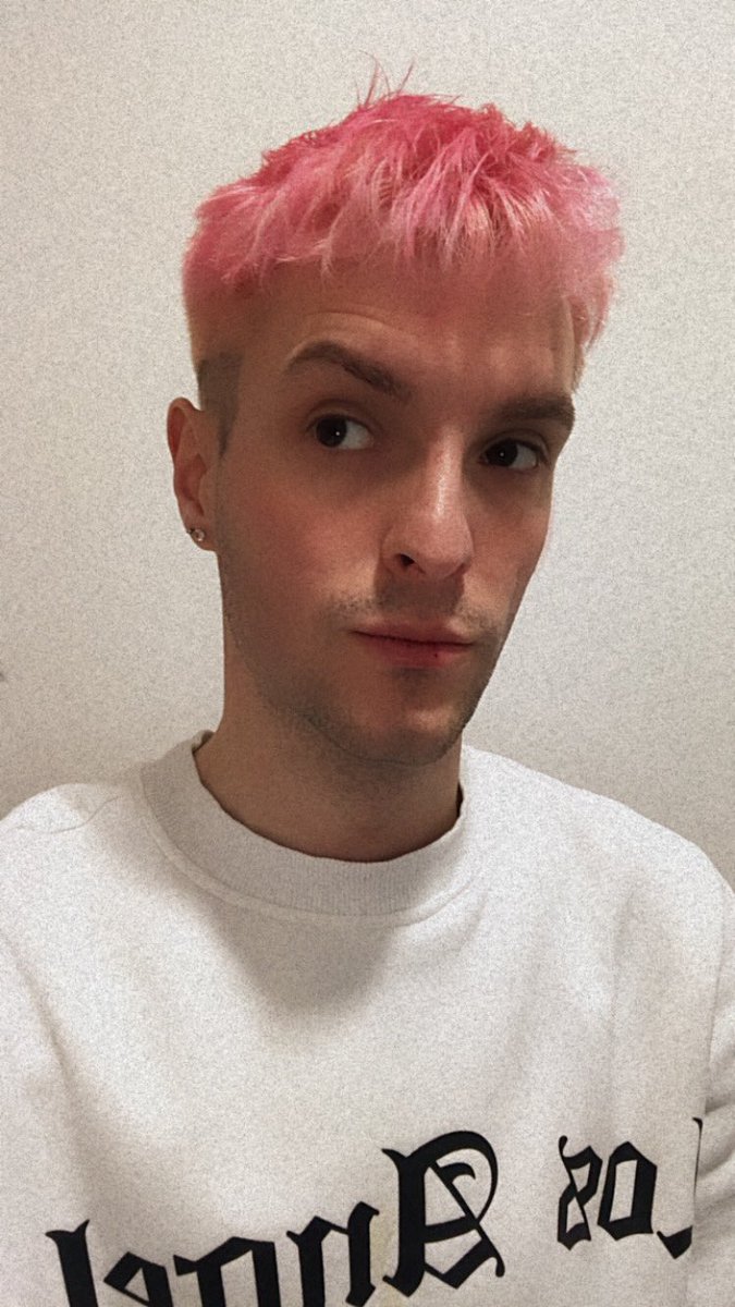 You know what they say about pink… #newhair