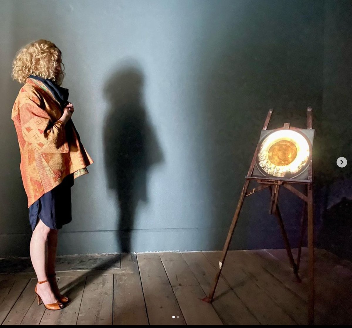 SioMcDonald's tweet photo. Celebrating today's Solar Eclipse: Oil painting, Projected film and easel by @SioMcDonald  Collaboration with @dias and @ESA 
Exhibited @modelsligo 📡❤️ https://t.co/e8hjEes9rJ