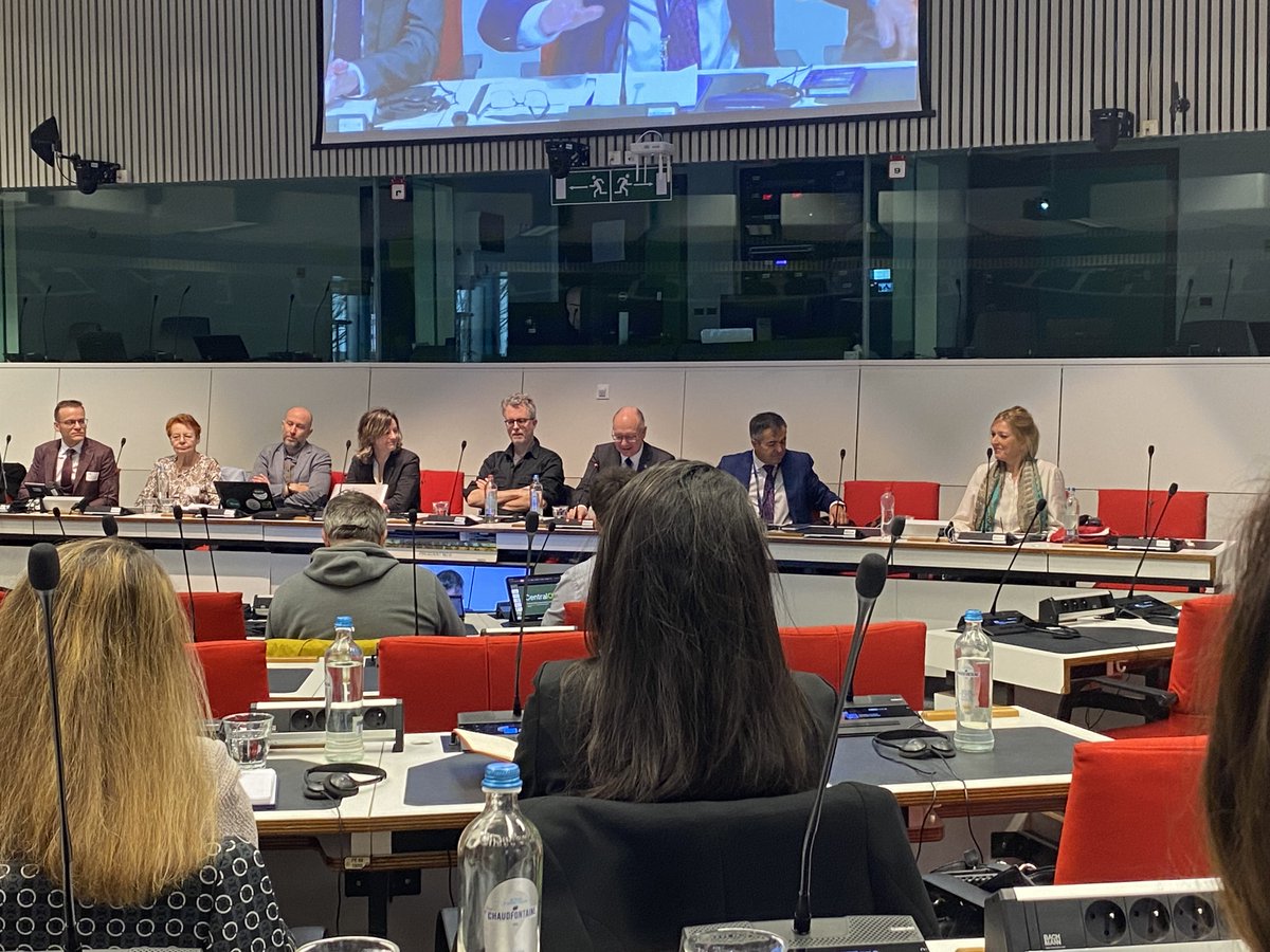 EESC_CivSocRel's tweet photo. #EESCPartnership with Eurocoop & @EESC_NAT Boosting #EqualParticipation among #FoodSystem stakeholders enhances food policymaking's quality and legitimacy. The European Food Policy Council strengthens Europe's #sustainable food systems @kallay_piroska 👉https://t.co/mDREoI1x6P https://t.co/qN8OOrpE1Y
