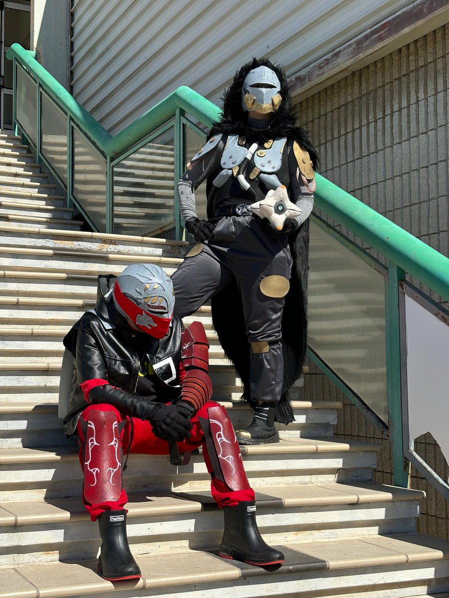 Me and my bf made our guardians cosplays all by ourselves and we ARE PROUD OF THEM!!   #Destiny2Art #Destiny2