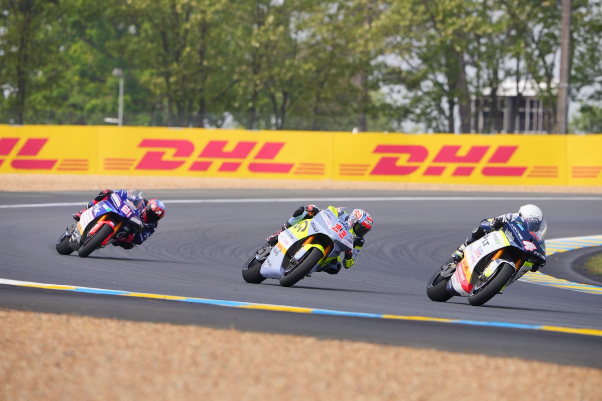 DHL enters a multi-year partnership with the FIM Enel MotoETM World Championship, a pioneering motorsports electric series racing in the MotoGPTM paddock. In this, DHL & MotoE join forces to champion sustainability, with a focus on advancing e-mobility. 🔗 spkl.io/601640UR8