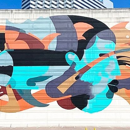 🎨 We're kicking off the week with a Mural Monday!⁠
🎨 Installed in 2016 by Australian artist, James Reka, the mural is titled 'Flora + Fauna' and took Reka 3 weeks to complete.⁠
🎨 245 Water Street