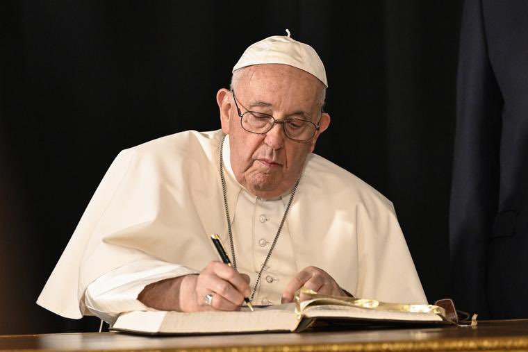VATICAN CITY— Pope Francis condemns surrogacy, “gender theory” and transgender sex change in new document, “Dignitas infinita”. SURROGACY CONDEMNED: 48. The Church also takes a stand against the practice of surrogacy, through which the immensely worthy child becomes a mere…