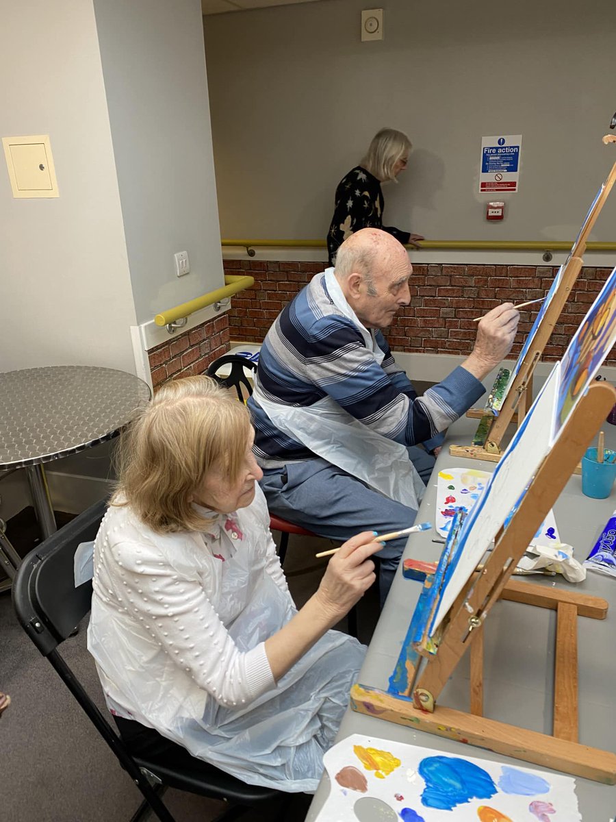 We’re starting the week in high spirits after seeing these lovely images from Heart for Art’s session at Williamwood House this past weekend! We hear some of the pieces will be going up on display around the home which will be wonderful for the residents involved to see