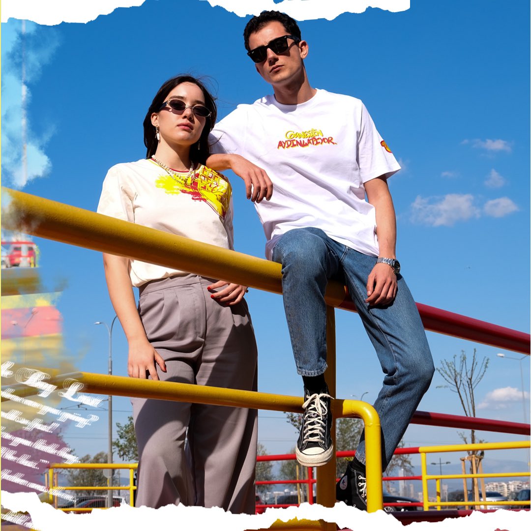 Güneşin Aydınlatıyor 🌞 Yeni sezon t-shirtler GÖZGÖZ Mağazaları ve gozgoz.com.tr ‘de 💛❤️ #Göztepe #gozgozcomtr