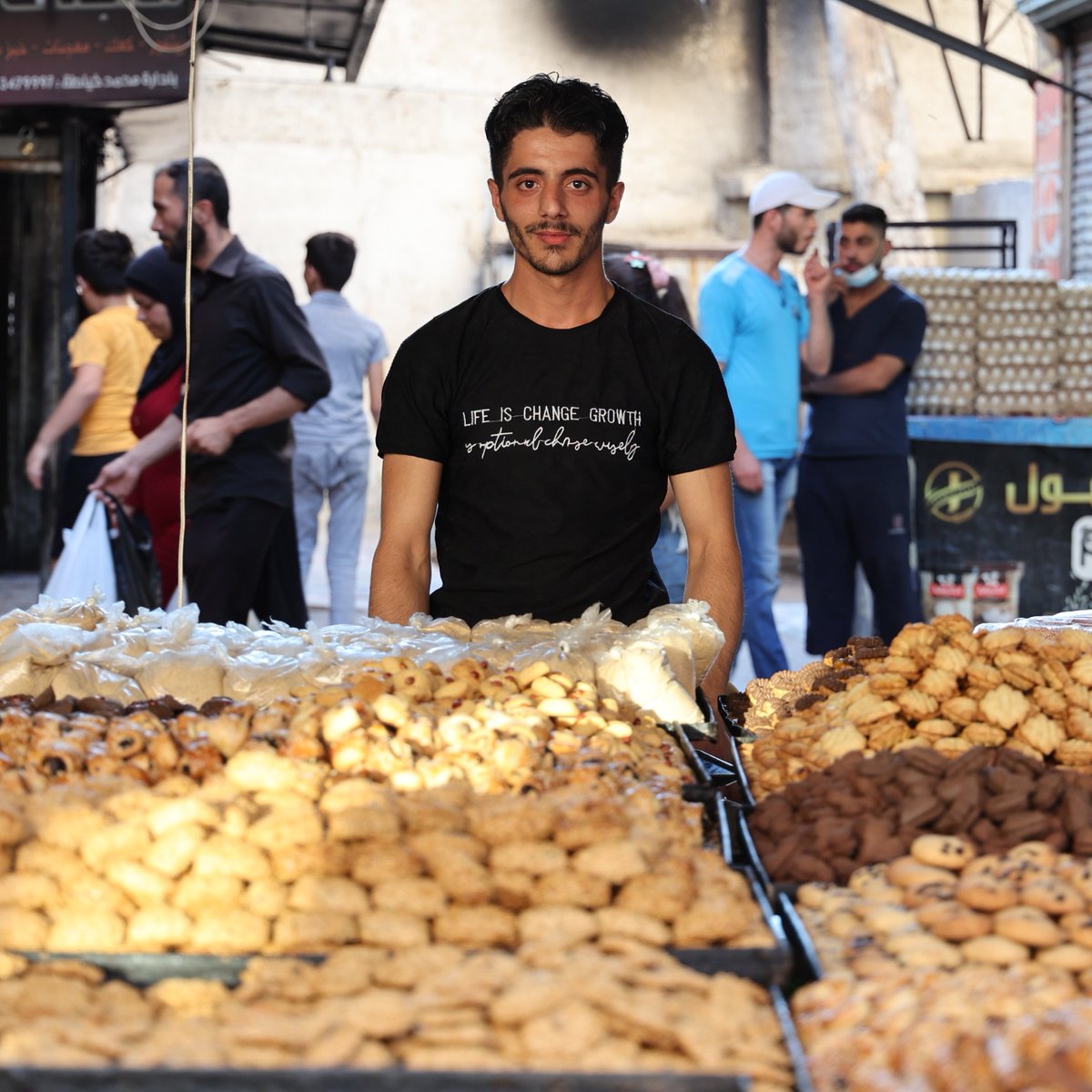 We are just a few days away from #Eid as millions in the #MiddleEast and #NorthAfrica region celebrate baking celebratory biscuits & cookies. 

🚨 But in #Syria, the unprecedented 106% increase in food prices makes it difficult for many families to celebrate this year.