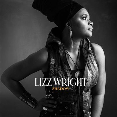 💿DISQUE DU JOUR💿 Lizz Wright - Shadow Gospel, soul, blues ou jazz : la chanteuse Lizz Wright sait tout faire ! Sur son propre label, elle publie 'Shadow', un nouveau disque chic et éclectique, porté par une collaboration avec Meshell Ndegeocello.