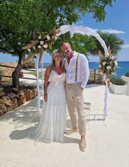 1 year married to the love of my life @ValerieHanssen2 #forever #love ❤️💕❤️💕❤️ https://t.co/xF9xJWsY<a class="tags" target="_blank" title="On Twitter" href="/?out=eyJ0eXAiOiJKV1QiLCJhbGciOiJIUzUxMiJ9.eyJpYXQiOjE3MjE2NzUxMjcsImlzcyI6InR3cG9ybnN0YXJzLmNvbSIsIm5iZiI6MTcyMTY3NTEyNywiZXhwIjoxNzUzMjExMTI3LCJyZWRpcmVjdF91cmwiOiJodHRwczovL3R3aXR0ZXIuY29tL1ZhbGVyaWVIYW5zc2VuMiJ9.AxjhbYVPKEay_l6EeGgdKMyK2CeHRKUo7JcoikwaSyW5gA8xruPWq_jK7SPasVAaeryAvOg-sMXq69OlqxSdaw">@ValerieHanssen2</a><a href="/tag/love"class="tags"><span>#love</span></a><a href="/tag/forever"class="tags"><span>#forever</span></a>