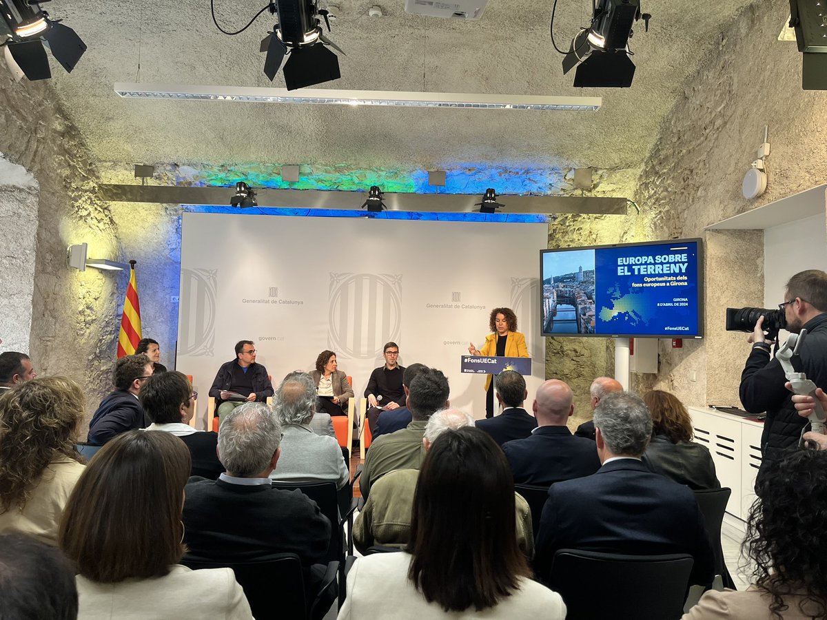 Assistim a l’acte “Europa sobre el terreny” organitzat per @exteriorscat @govgirona @laia_co per explicar les noves oportunitats de fons europeus a Girona i aprendre de tres entitats amb molta experiència @IcraWater @llcorominas @grupFRN i @cambragirona @davidcoromina #FonsUECat